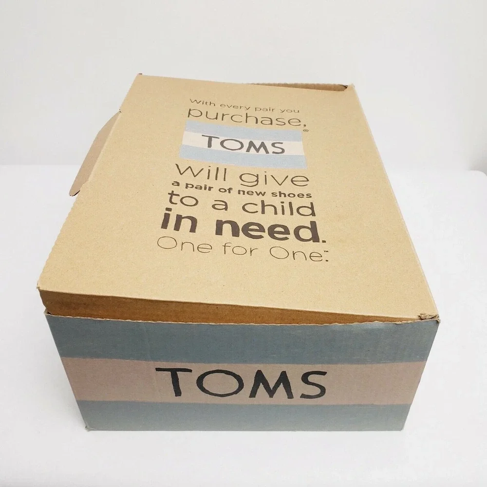 Toms 9.5 M silver twill wedge heel Pewter Bennet peep toe with box and‎ shoe bag